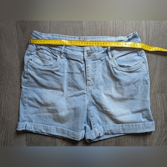 Jean Shorts mySTYLE - Picture 2 of 5